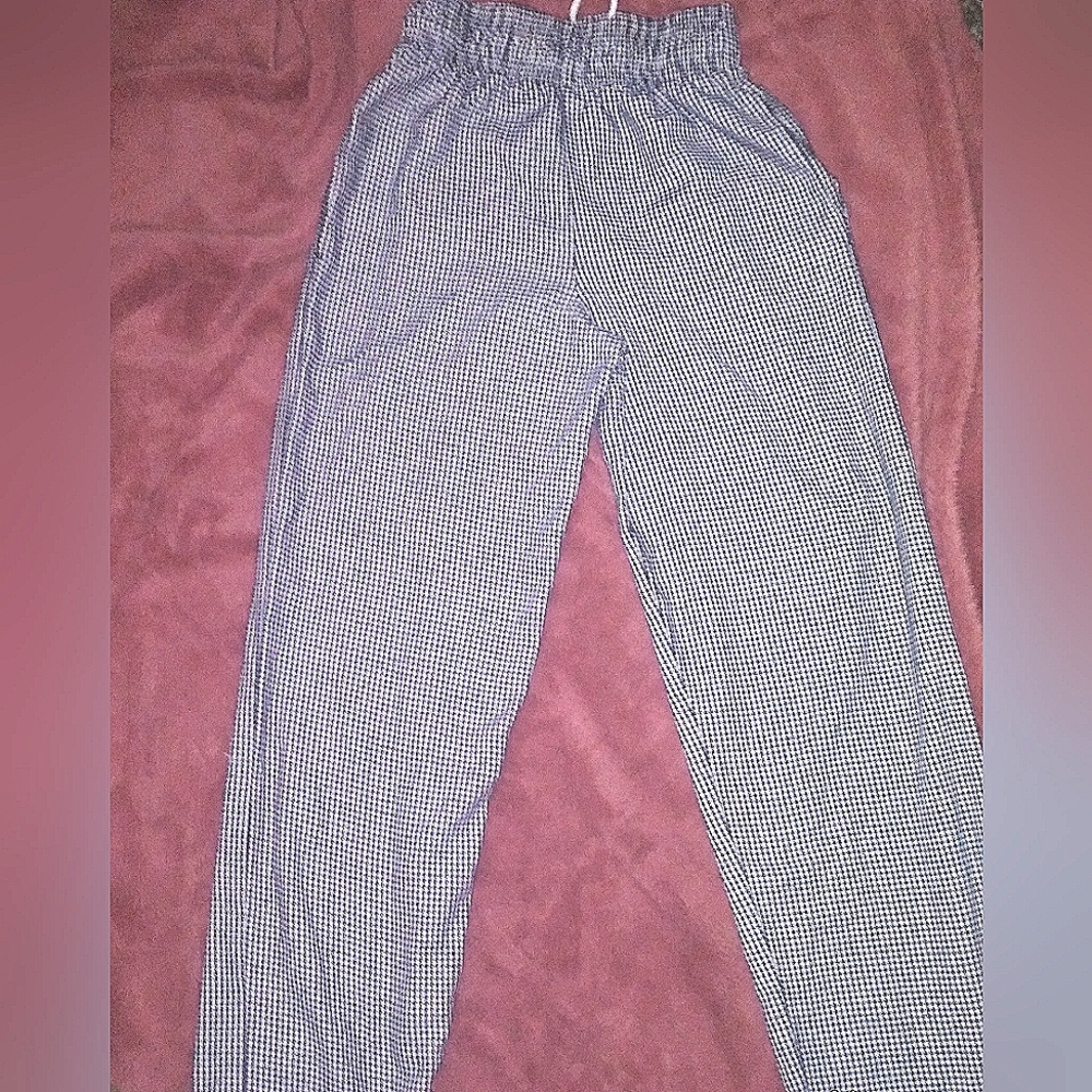 uncommon trend/pants